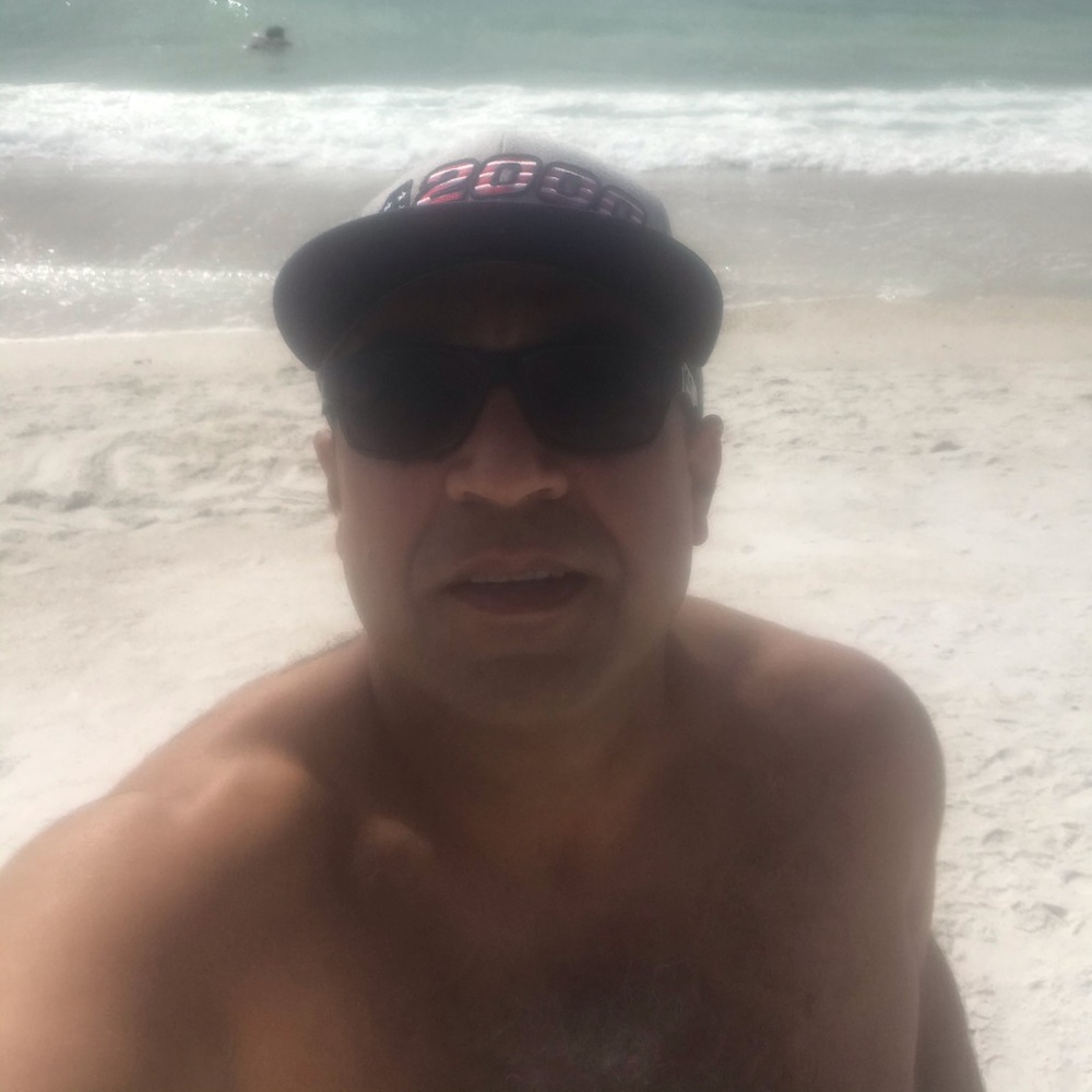 Meet your Posher, Gregory